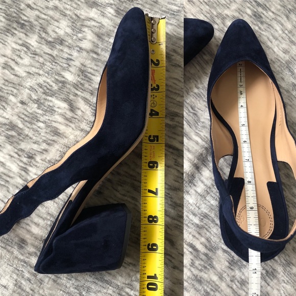 CHLOE Laurena Scallop Slingback Pump - Picture 14 of 16